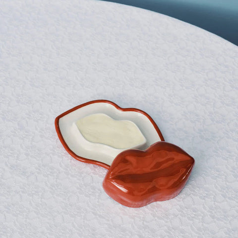 White lips - Schotel met deksel