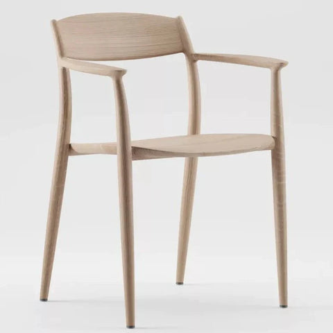 Nila chair