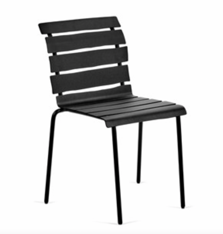 Toonzaalmodel SET van 2: aligned outdoor chair