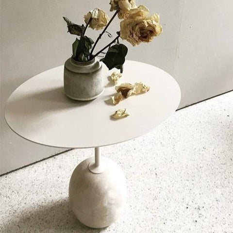 Lato sidetable